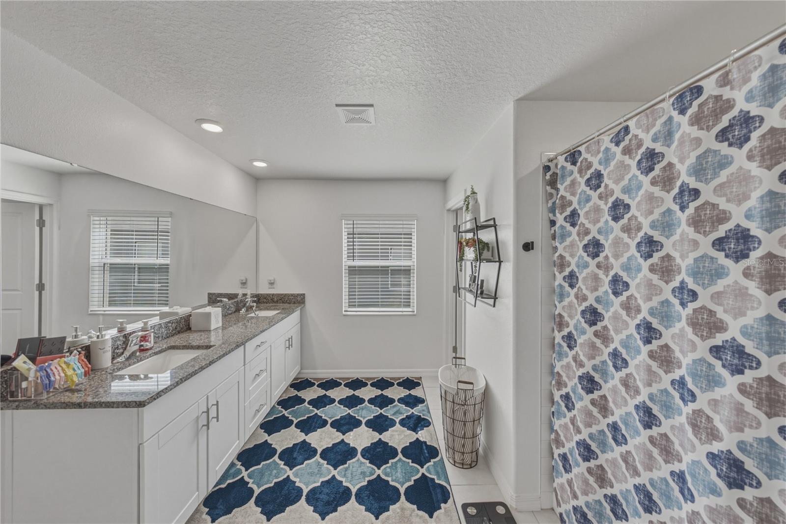 2922 FLYING BLACKBIRD RD