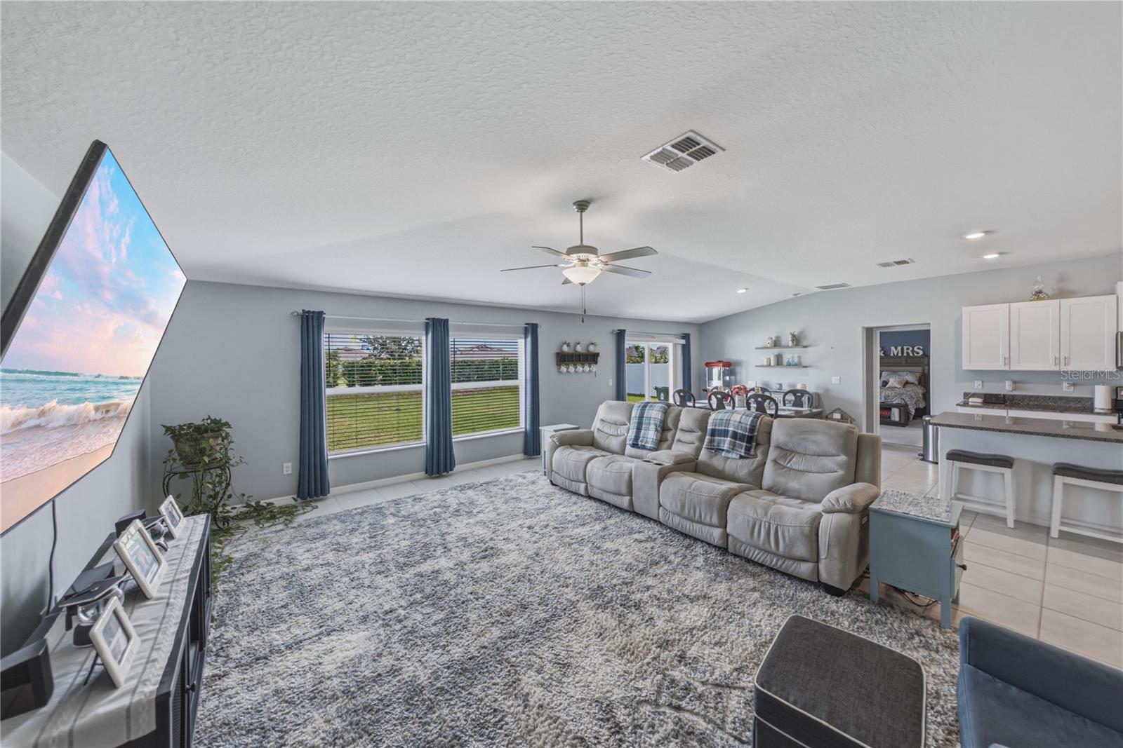 2922 FLYING BLACKBIRD RD