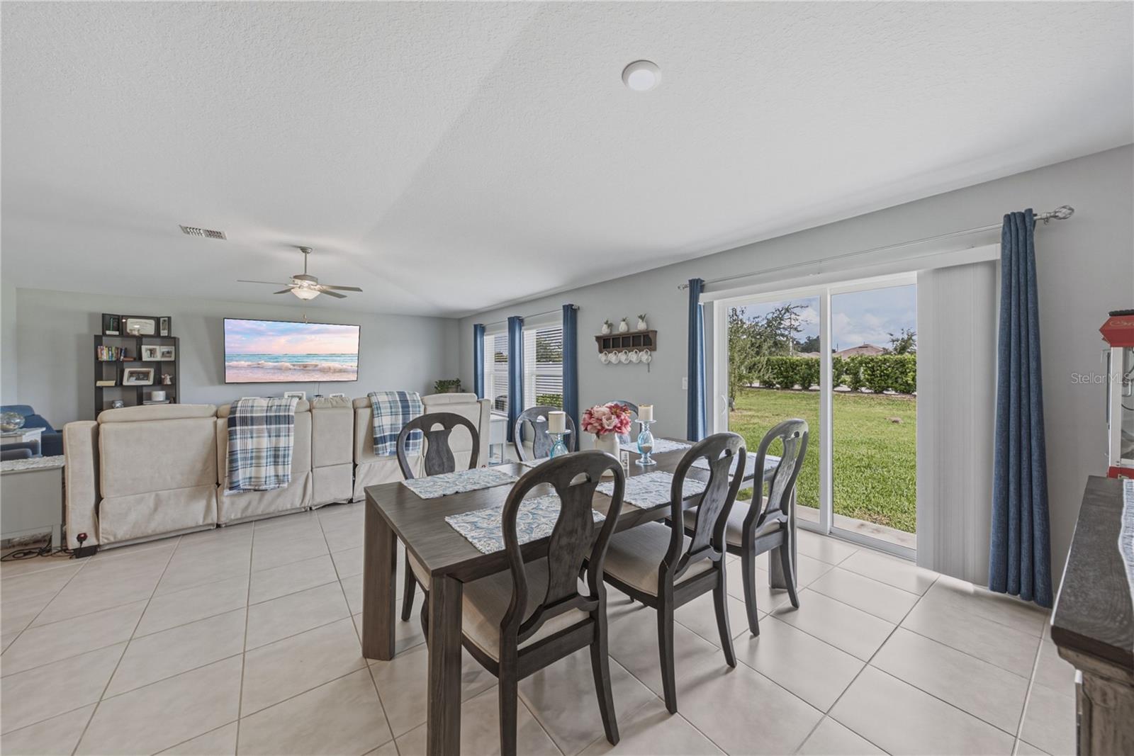 2922 FLYING BLACKBIRD RD