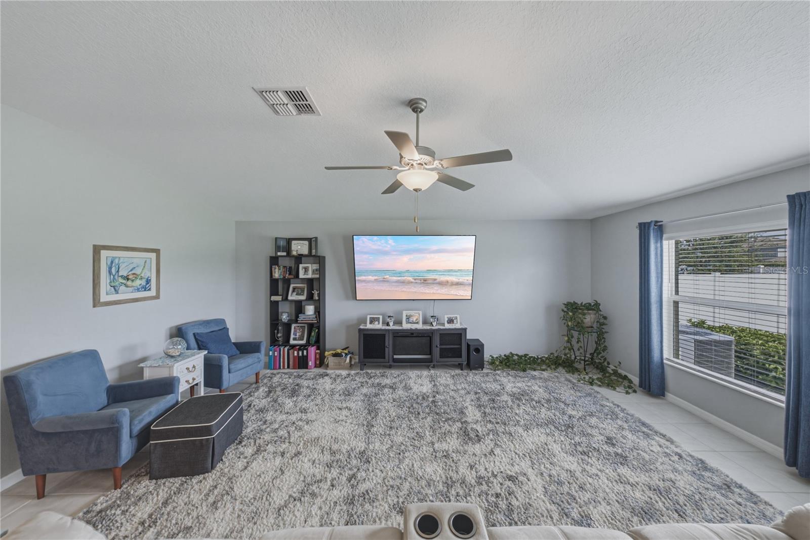 2922 FLYING BLACKBIRD RD