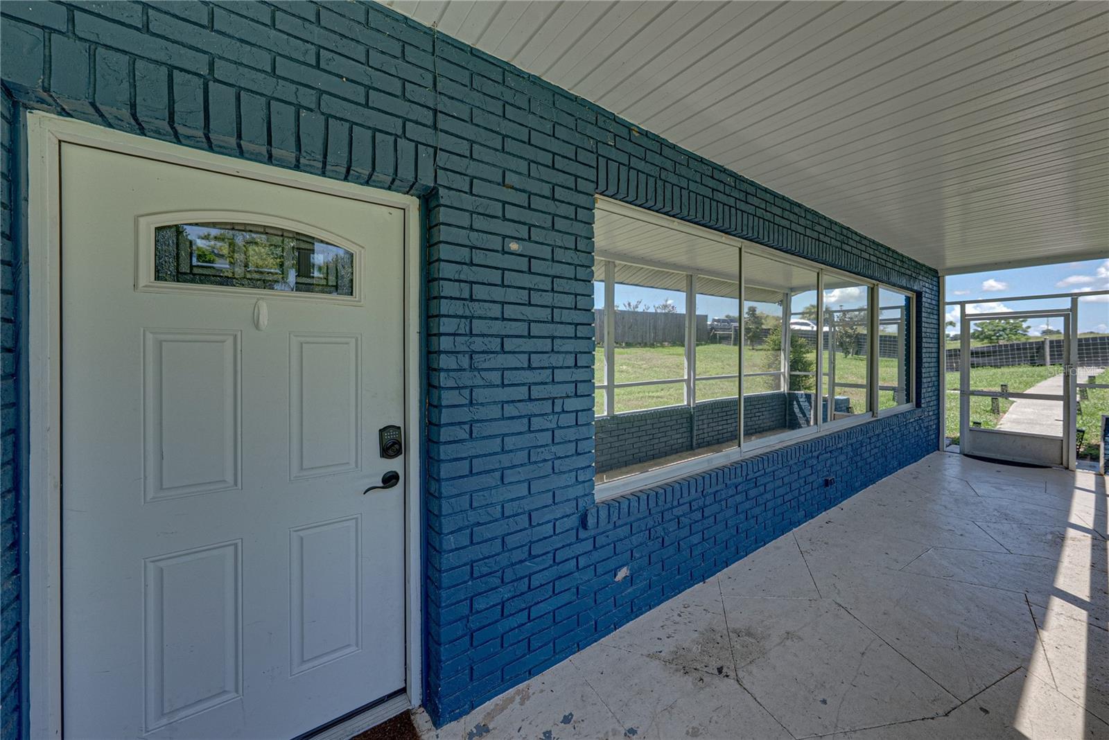 2120 HURLEY DR