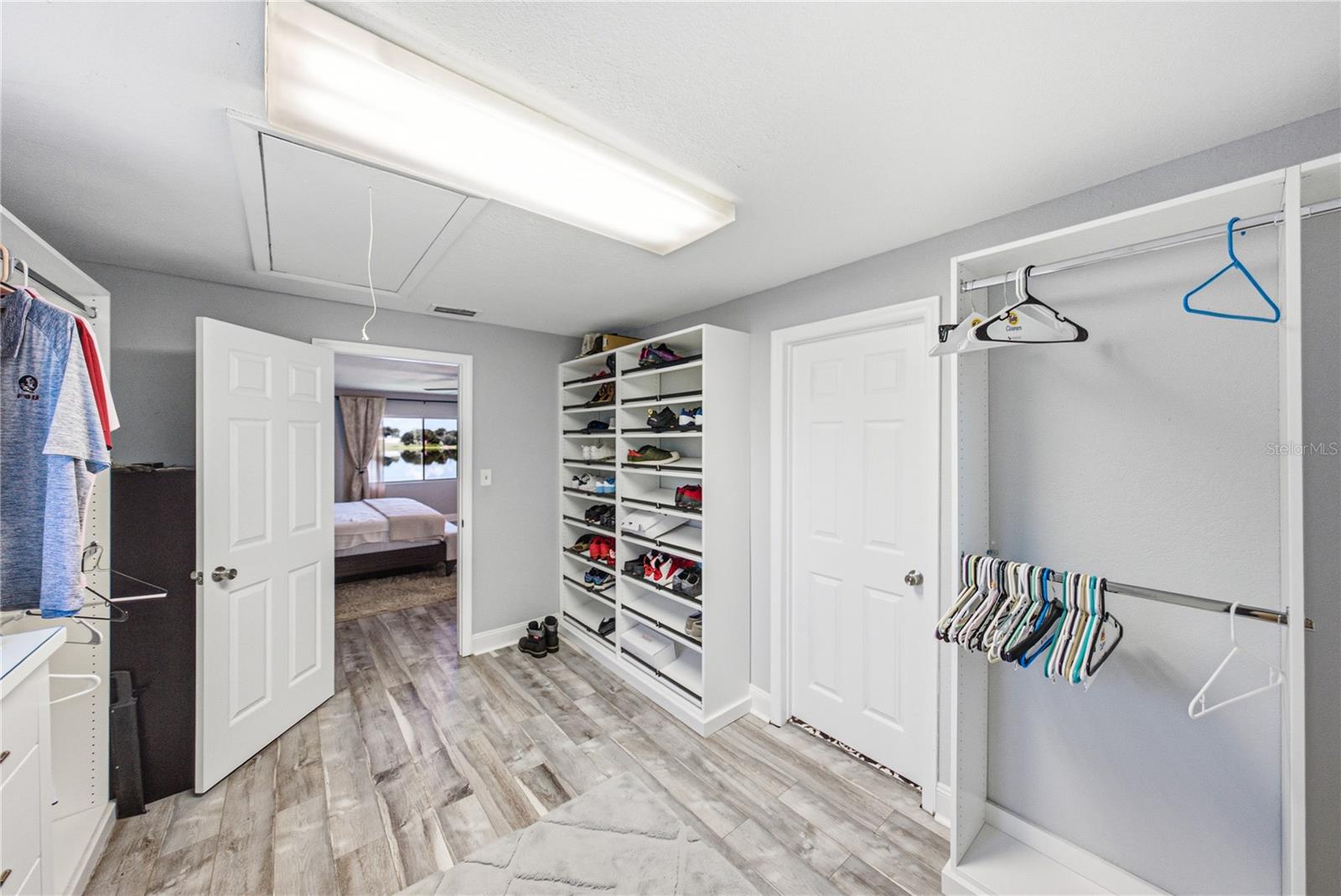 2120 HURLEY DR