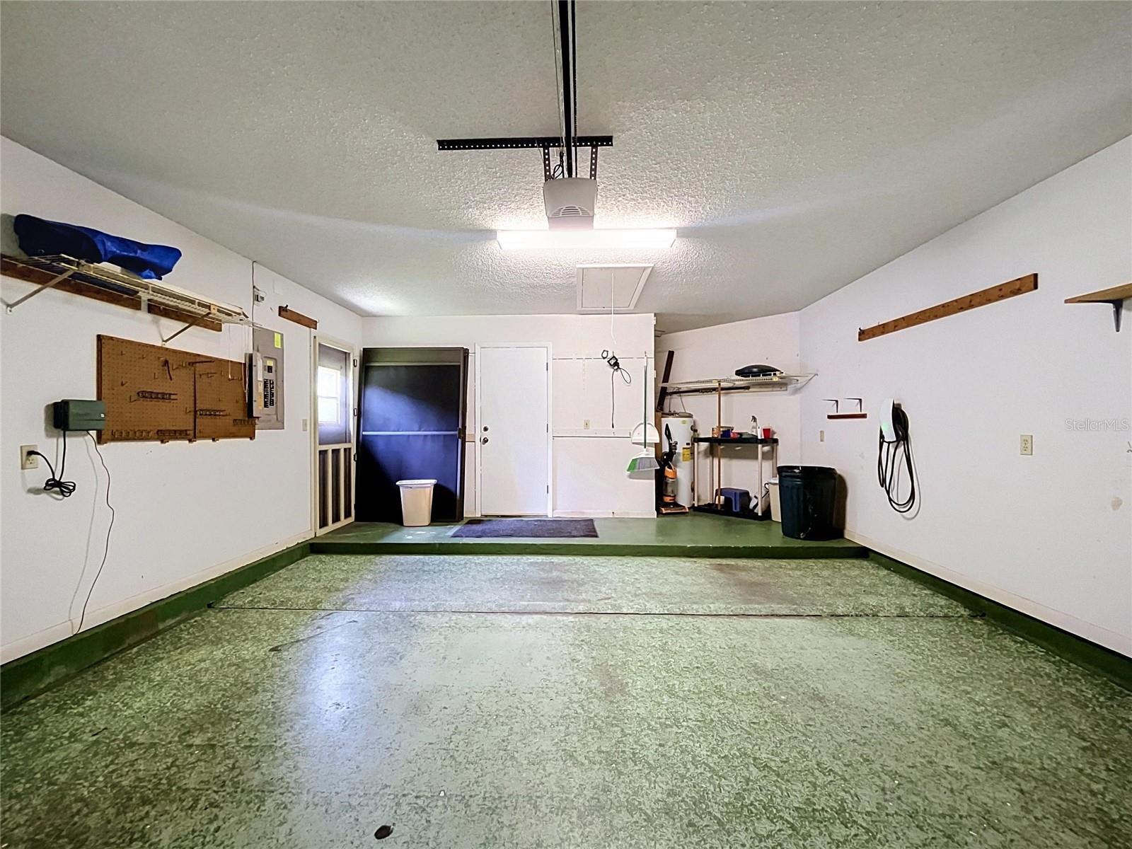 4983 PLEASANT HOLLOW TRL
