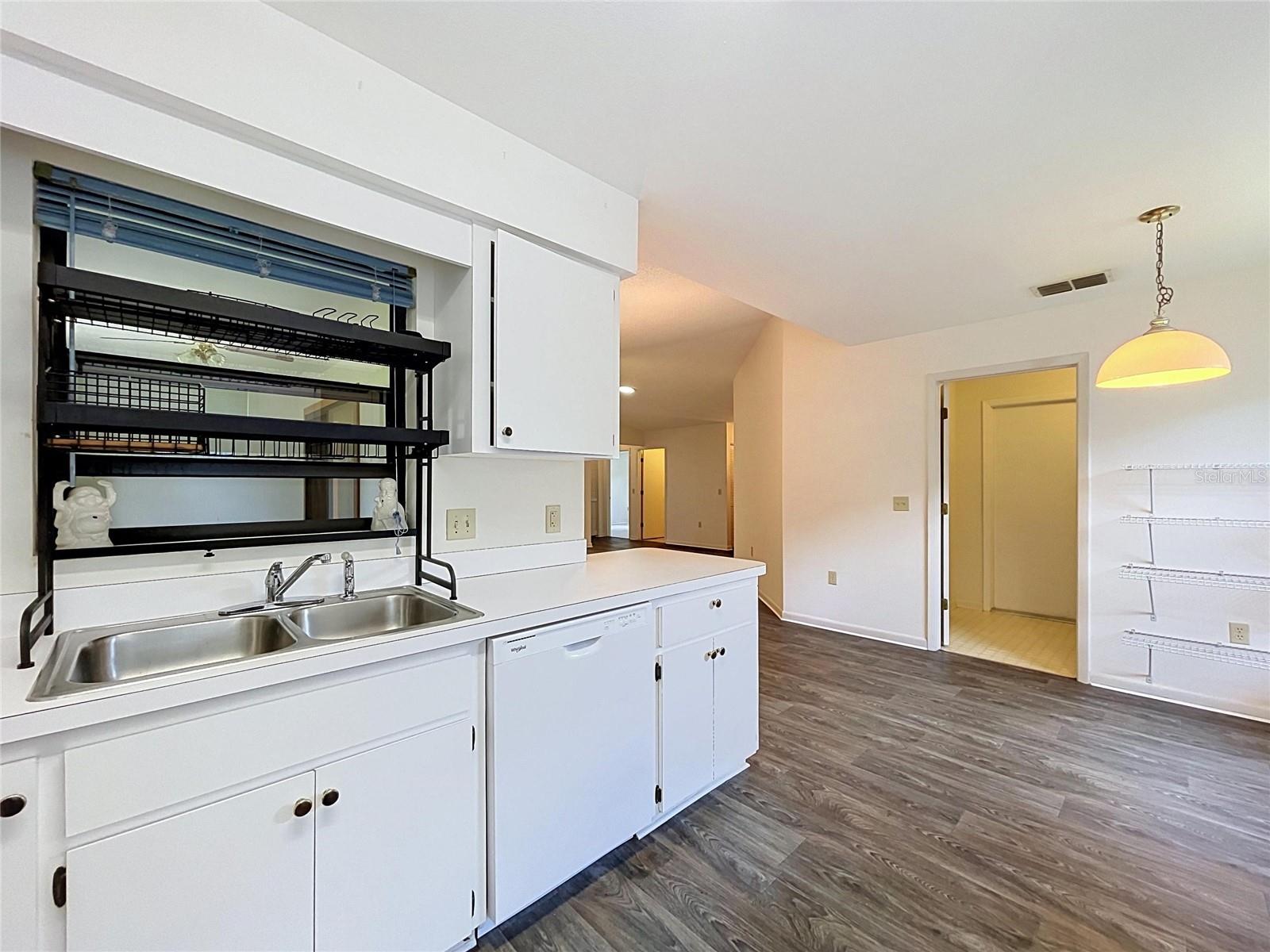4983 PLEASANT HOLLOW TRL