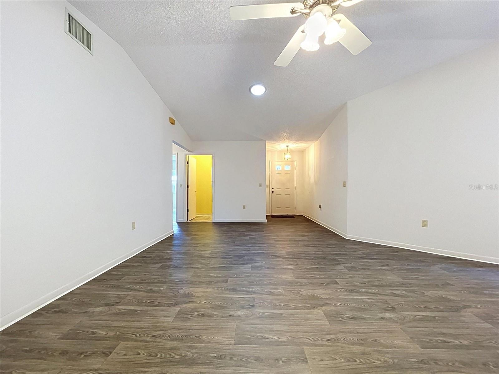 4983 PLEASANT HOLLOW TRL