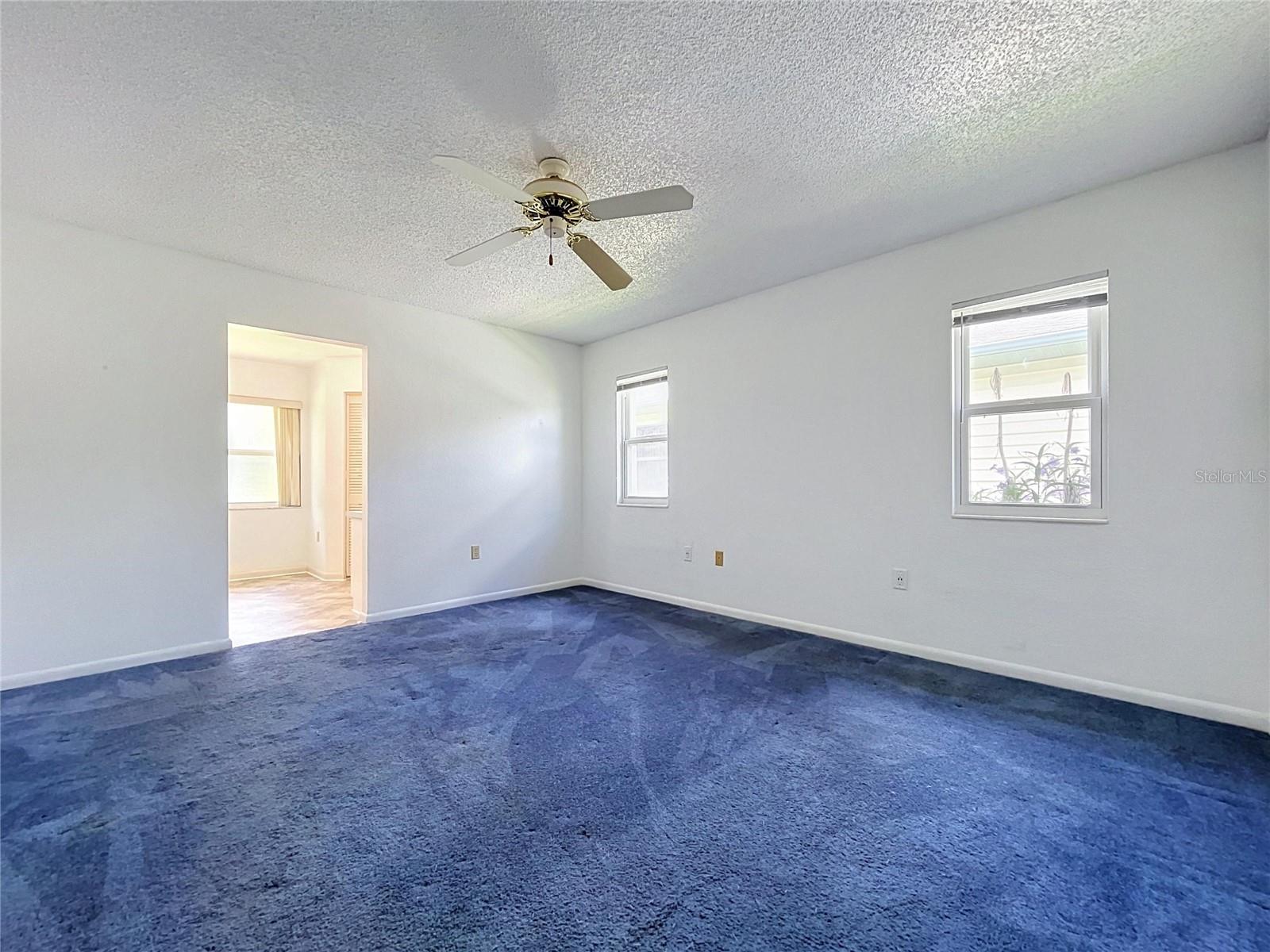 4983 PLEASANT HOLLOW TRL