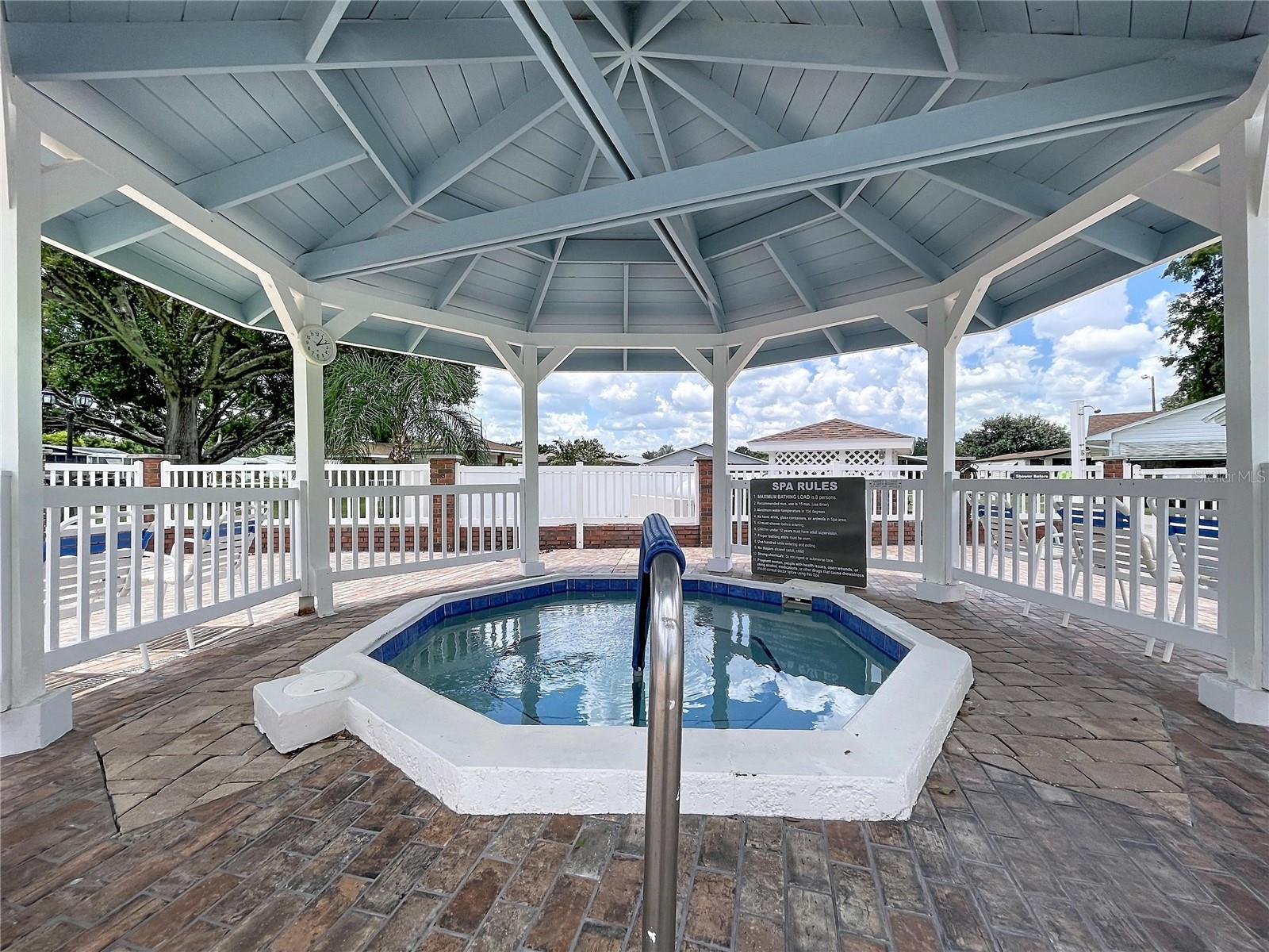 4983 PLEASANT HOLLOW TRL