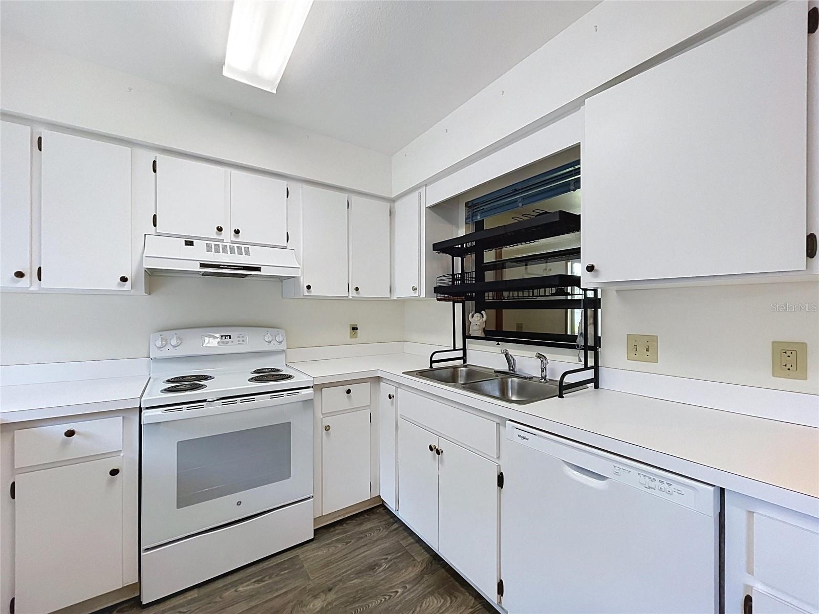 4983 PLEASANT HOLLOW TRL