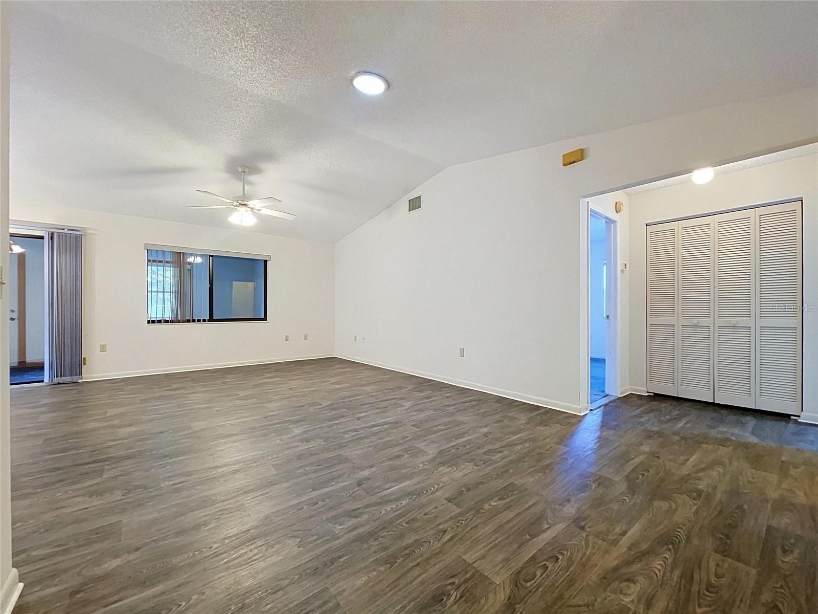 4983 PLEASANT HOLLOW TRL