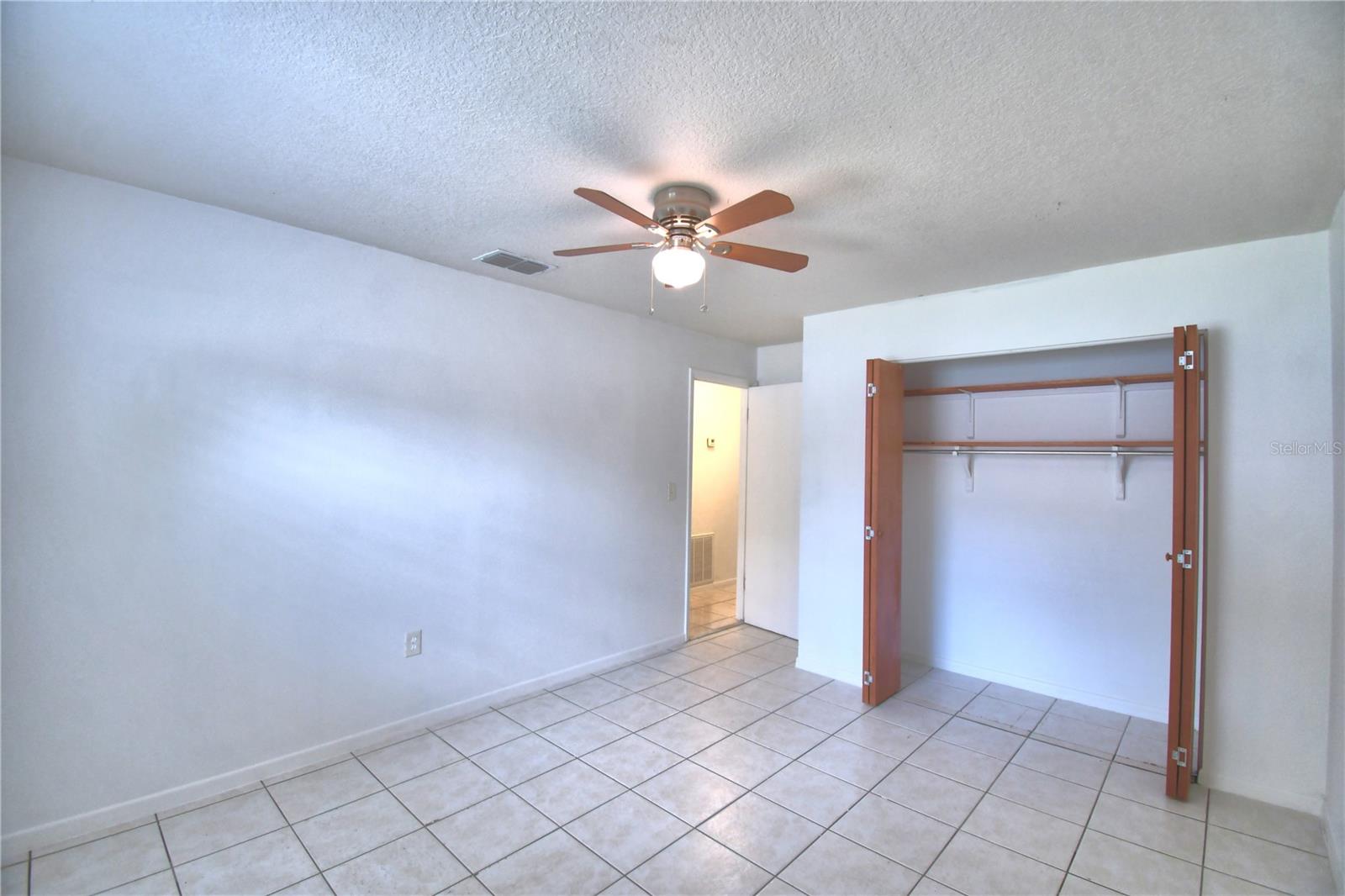 914 GRAPE AVE