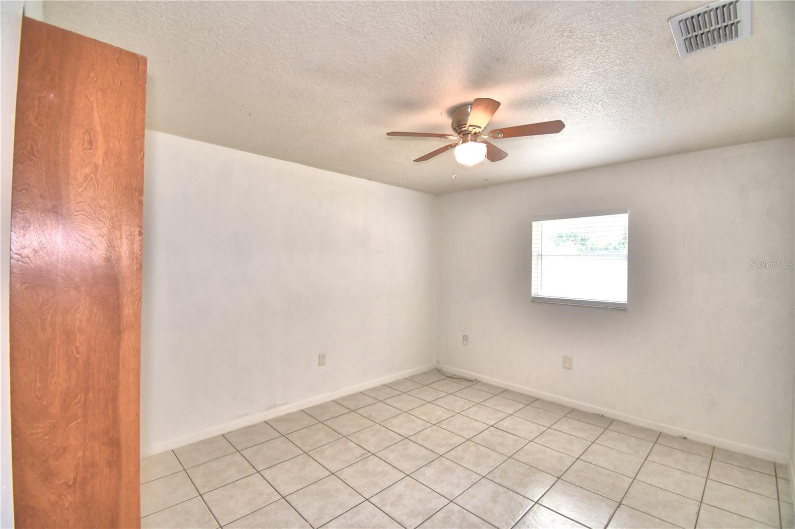 914 GRAPE AVE