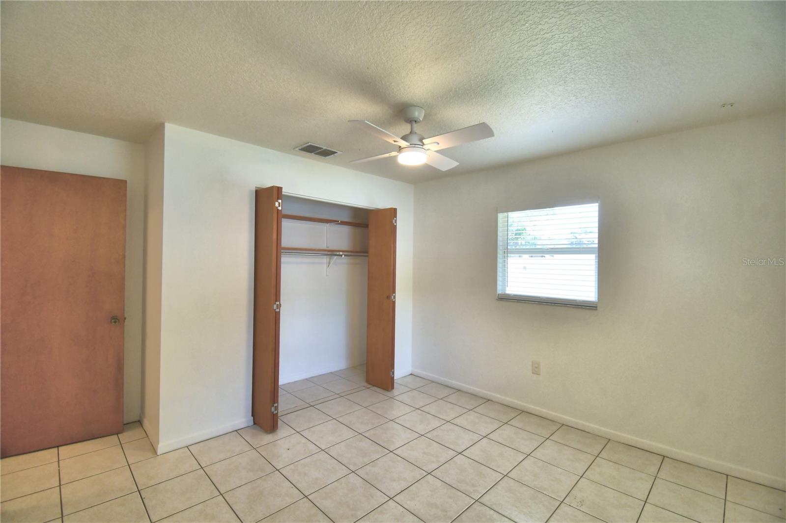 914 GRAPE AVE