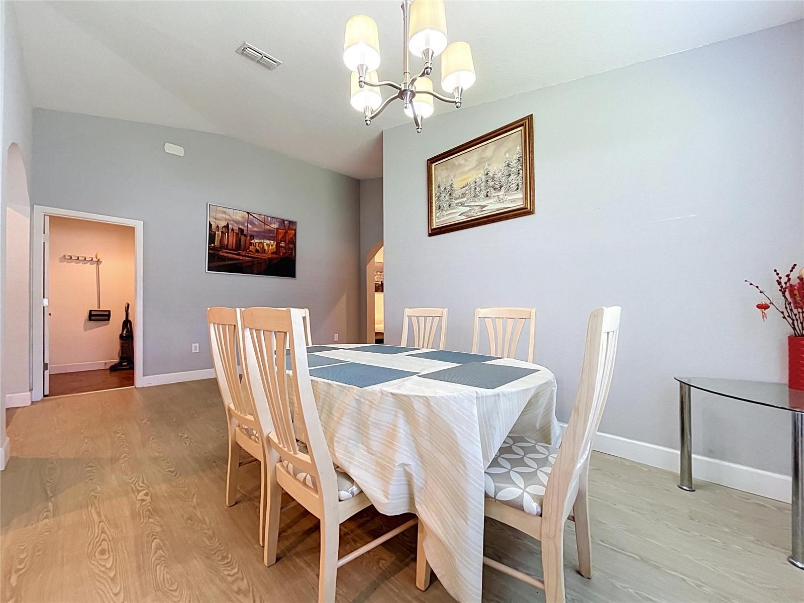 418 MAJESTIC GARDENS BLVD