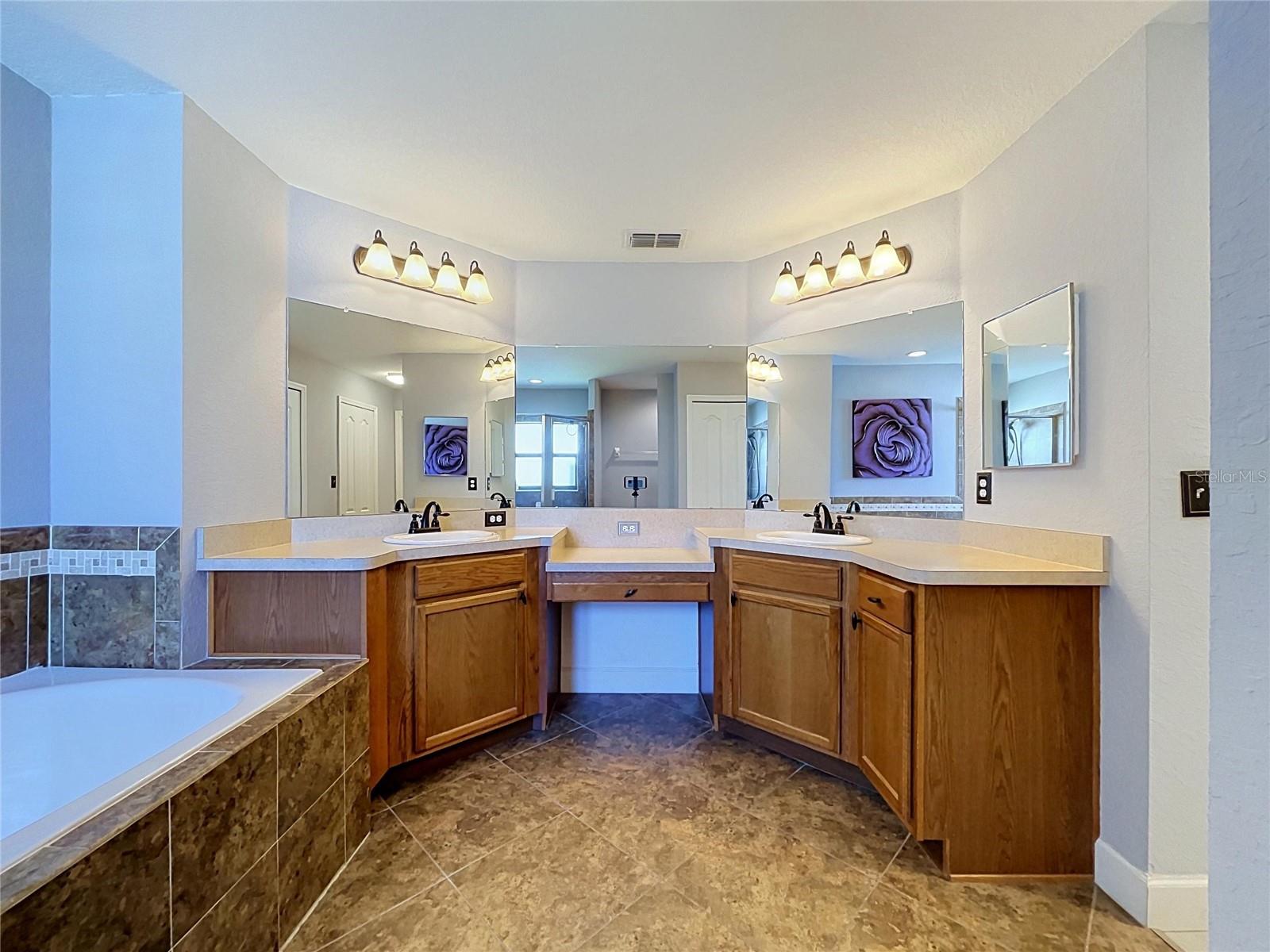 418 MAJESTIC GARDENS BLVD