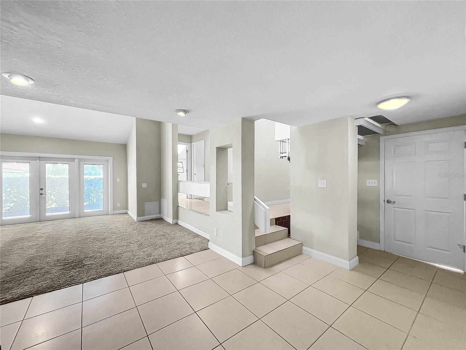 2 CASARENA CT