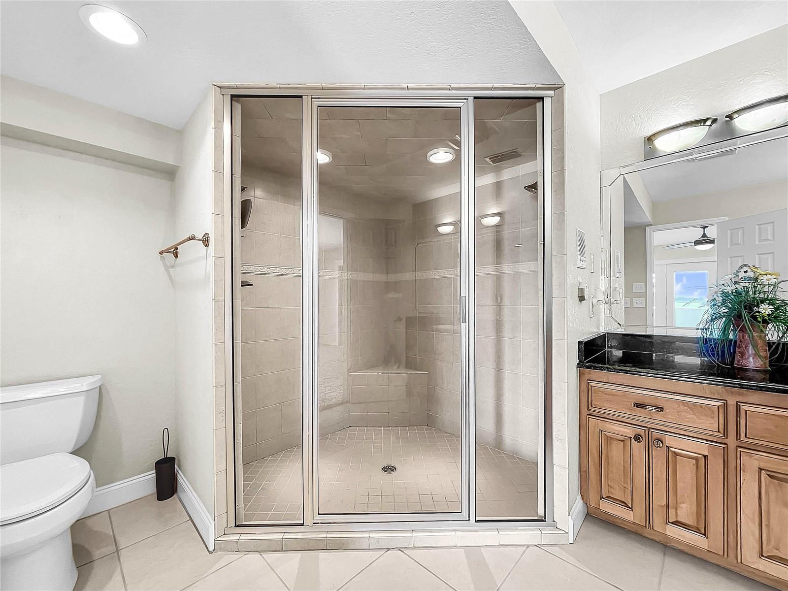 2 CASARENA CT