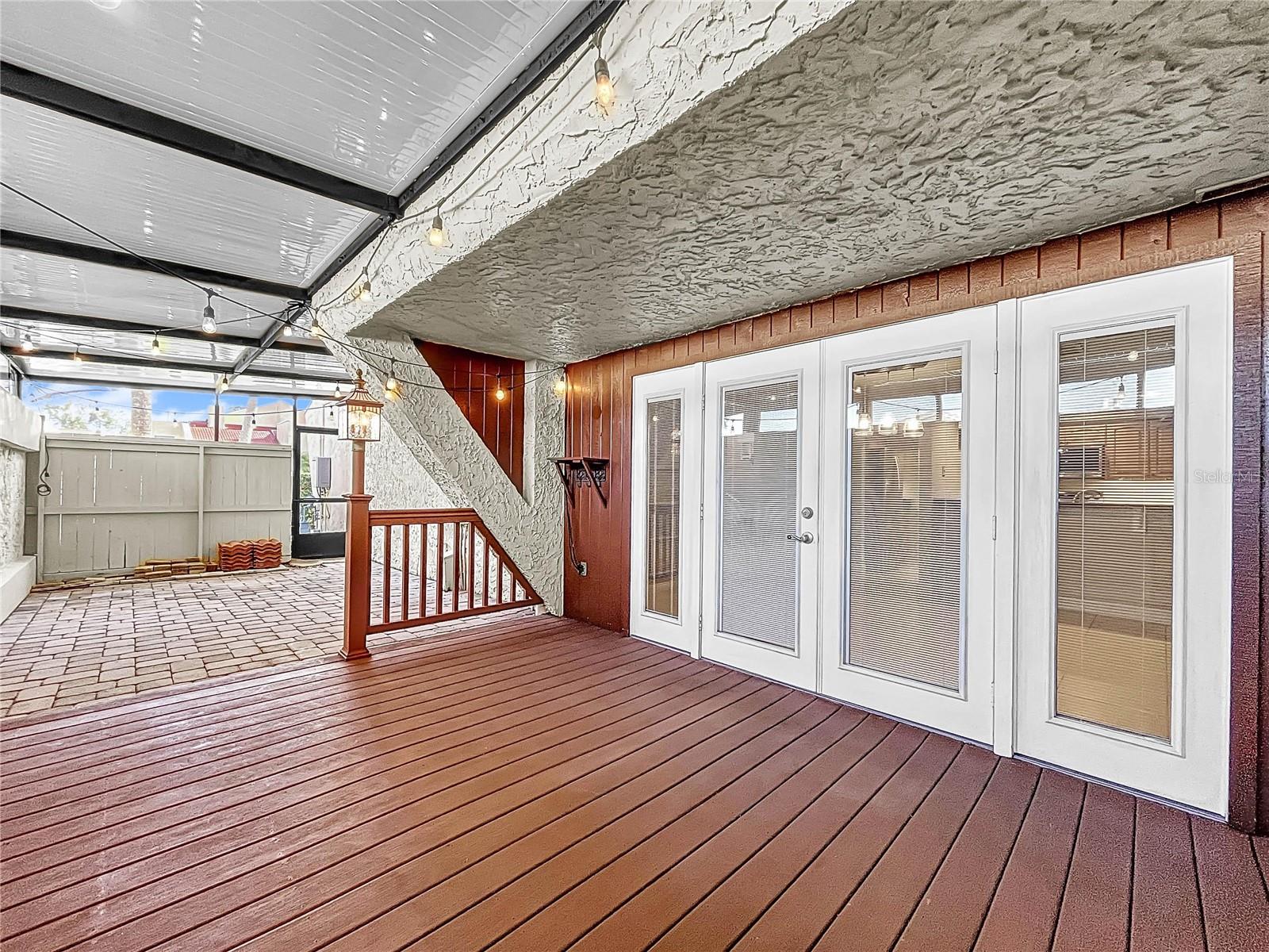 2 CASARENA CT