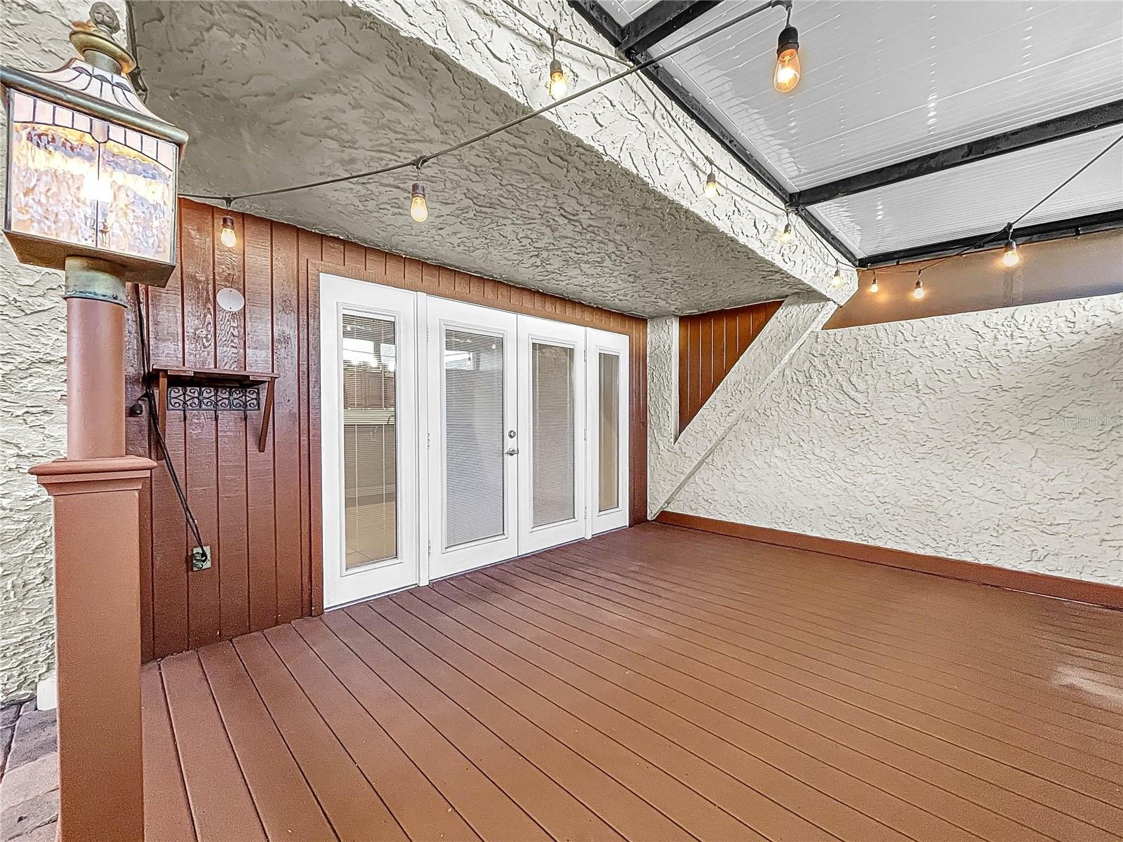 2 CASARENA CT