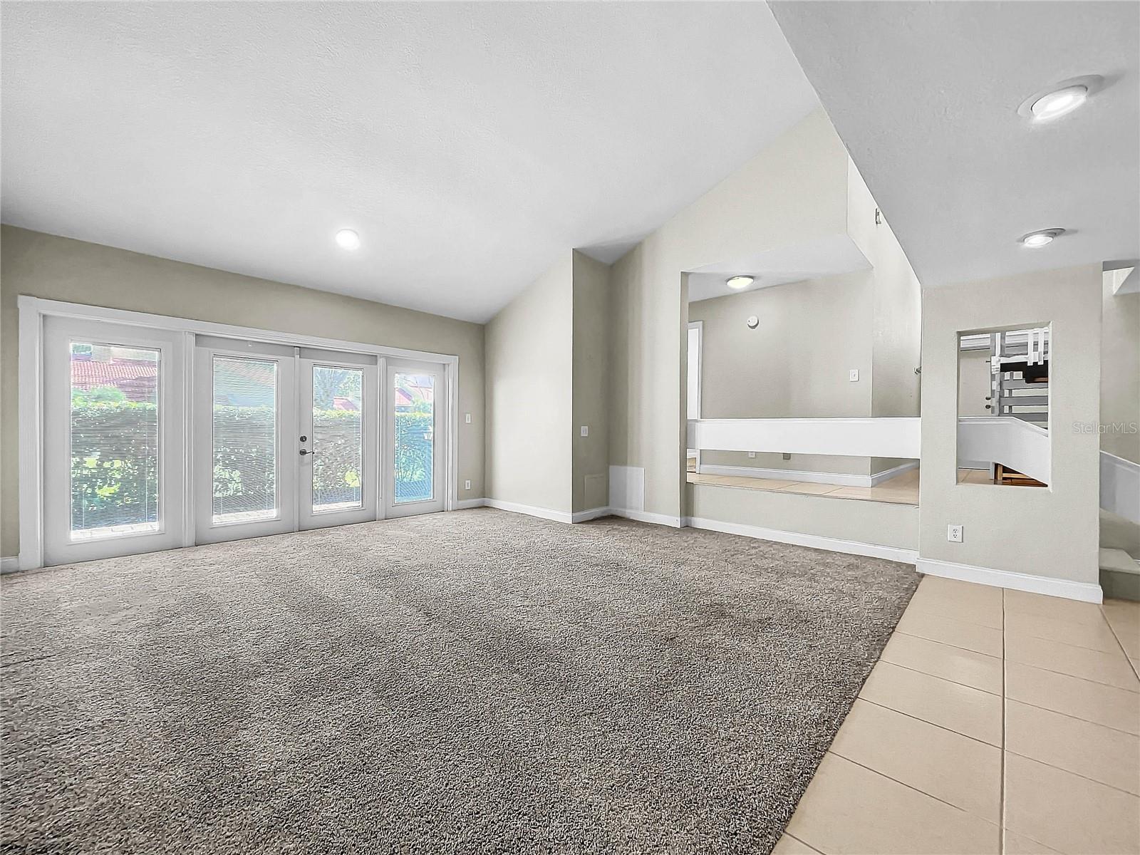 2 CASARENA CT