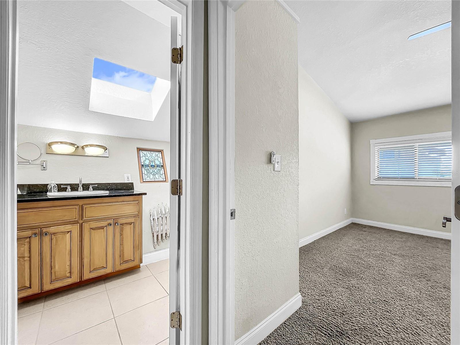 2 CASARENA CT