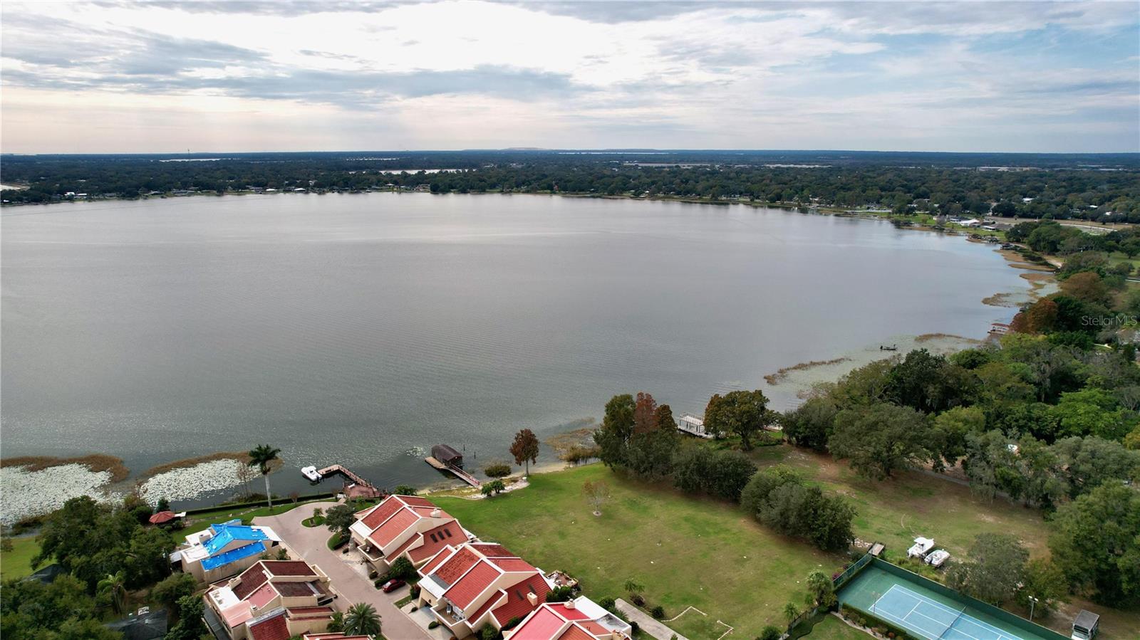 2 CASARENA CT
