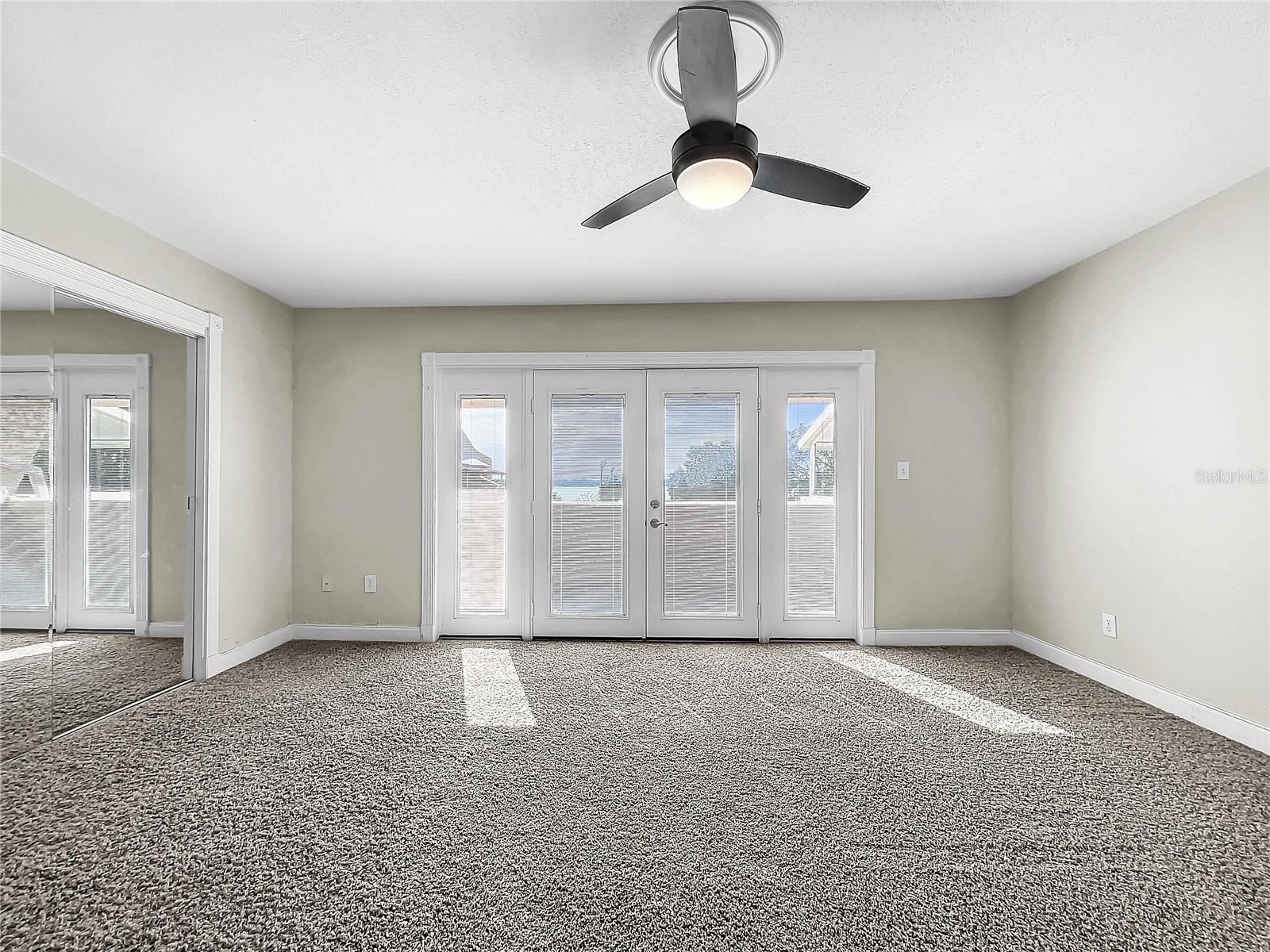 2 CASARENA CT