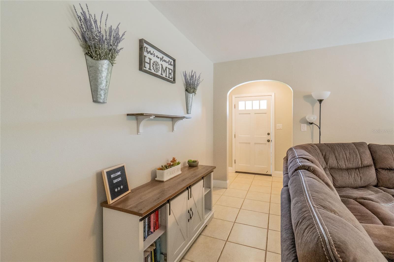 1119 S LAKESHORE BLVD