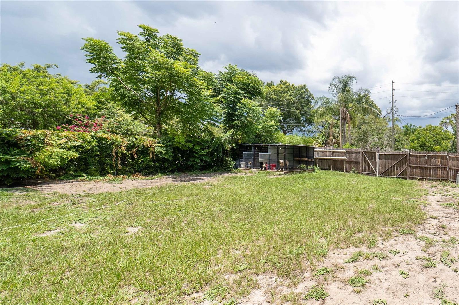 1119 S LAKESHORE BLVD