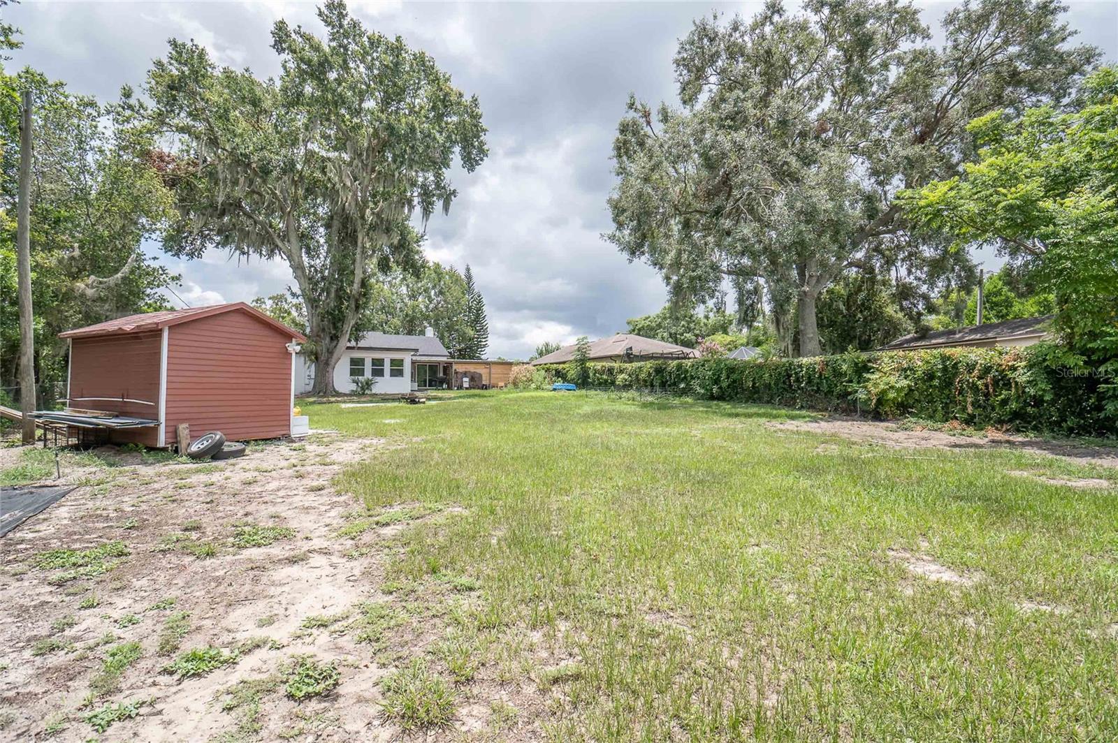 1119 S LAKESHORE BLVD