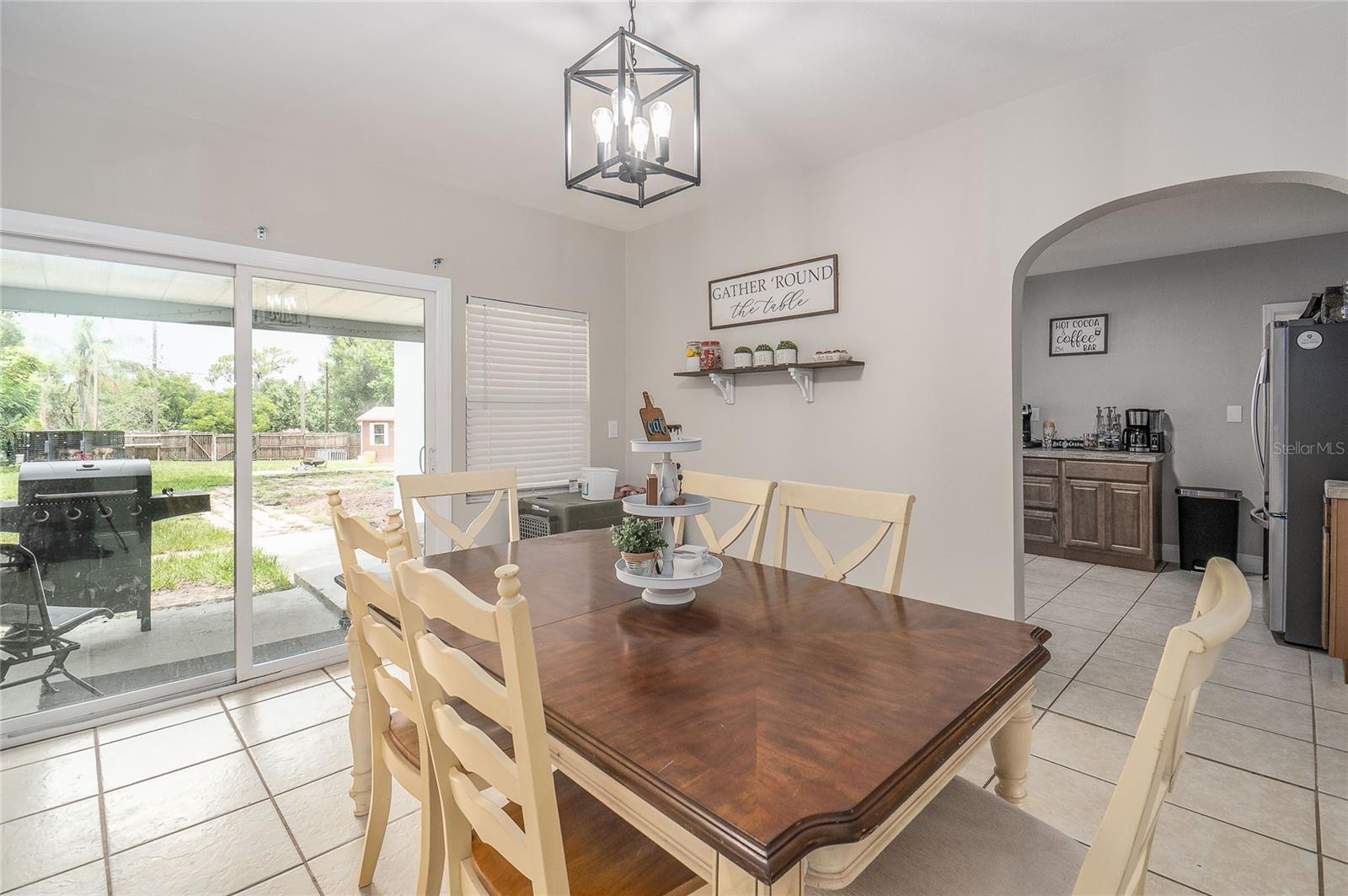 1119 S LAKESHORE BLVD