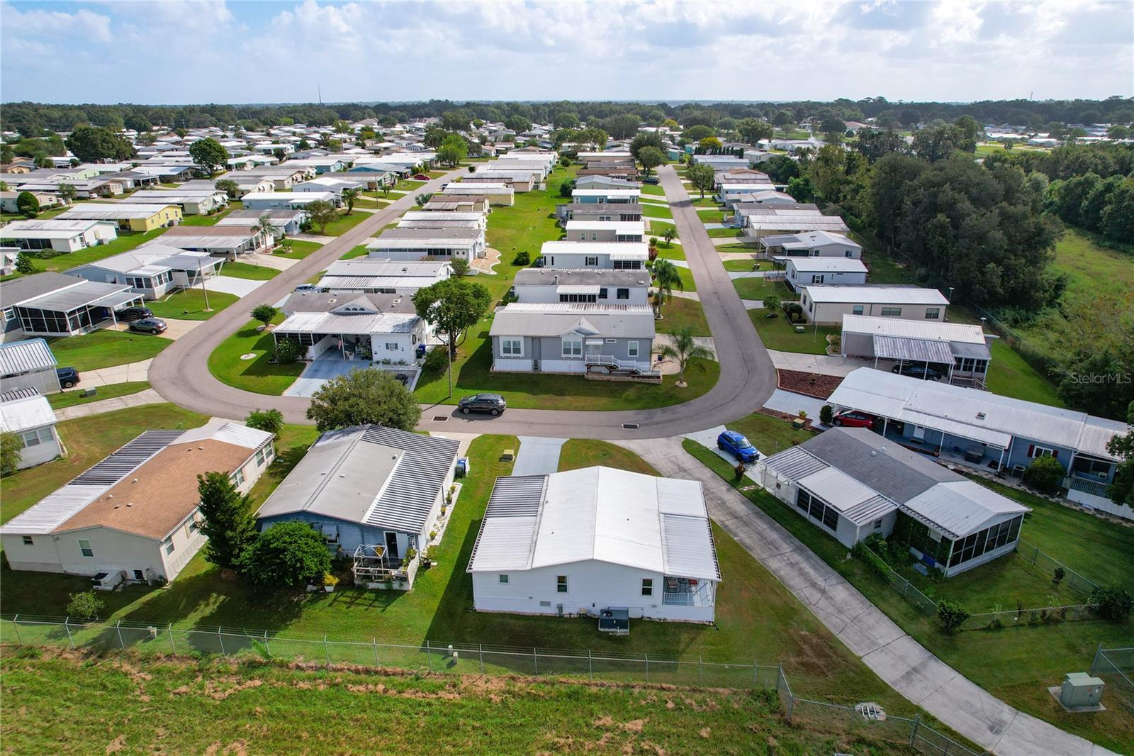 1762 SHERWOOD HILL DR