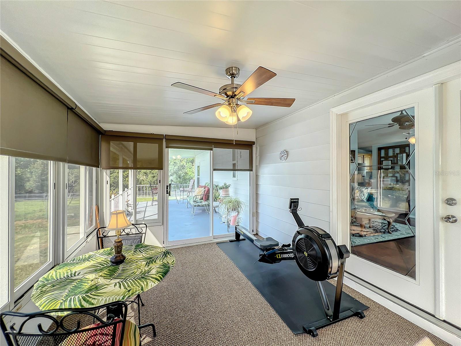 1762 SHERWOOD HILL DR