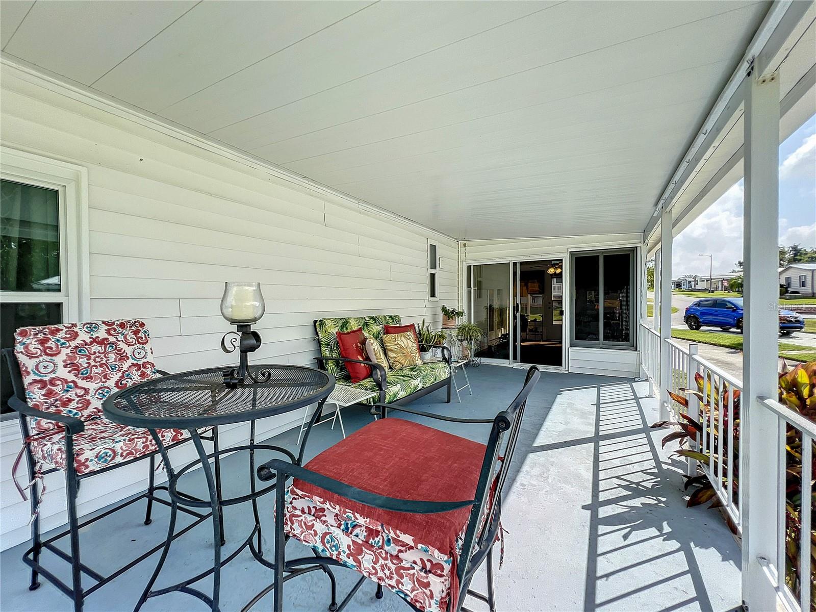 1762 SHERWOOD HILL DR