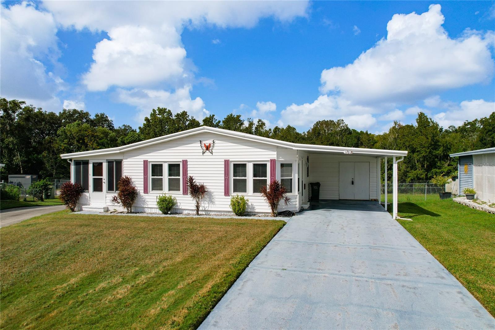 1762 SHERWOOD HILL DR