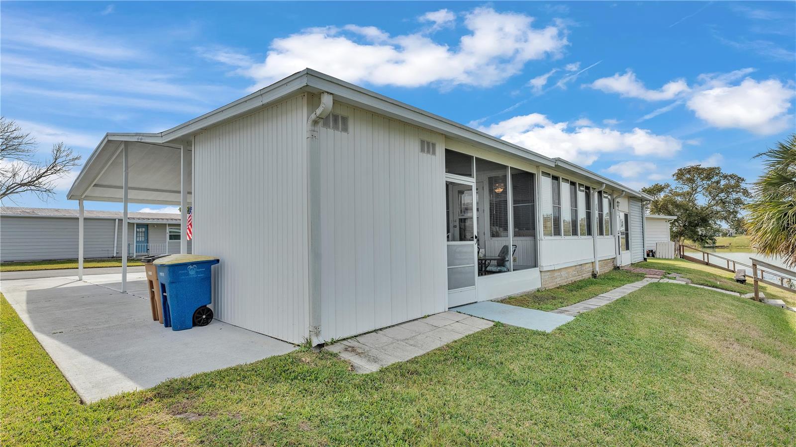 2055 S FLORAL AVE #235