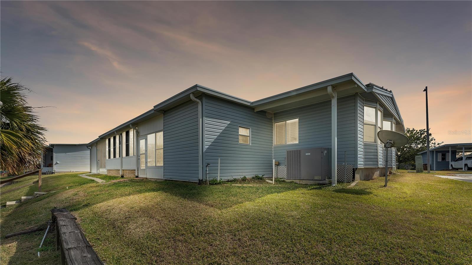 2055 S FLORAL AVE #235