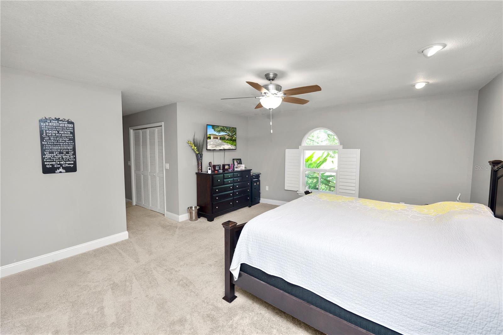 5810 OAKMONT LN