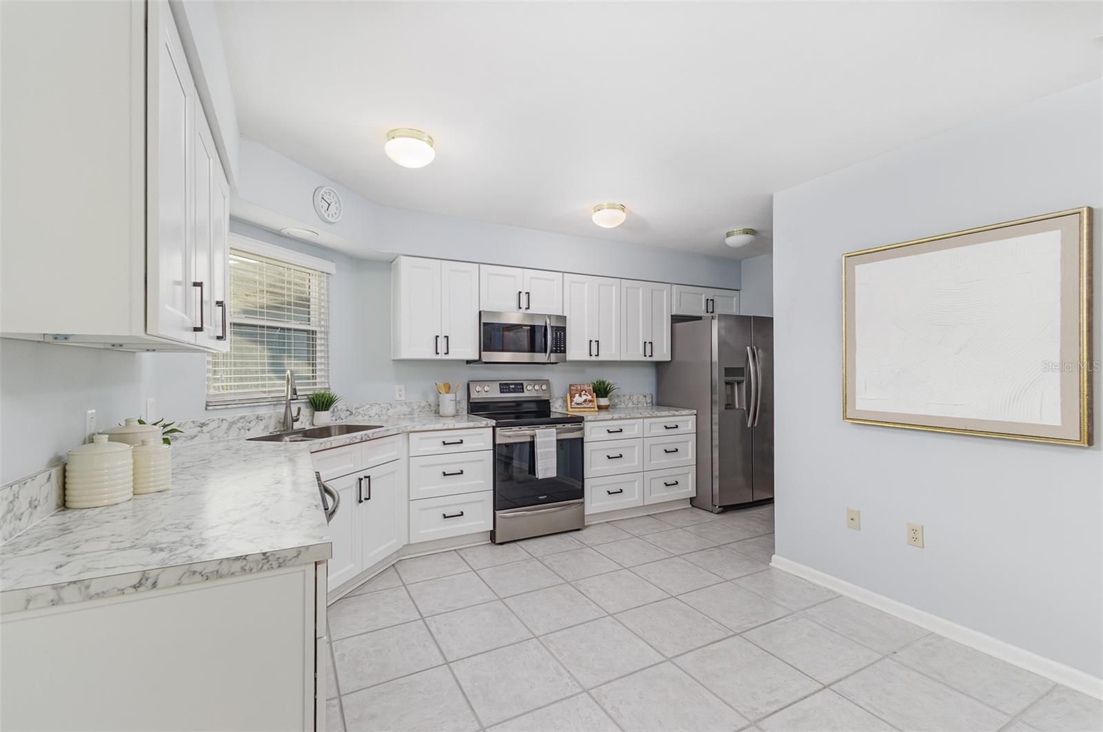 4850 SQUIRE HOLLOW DR
