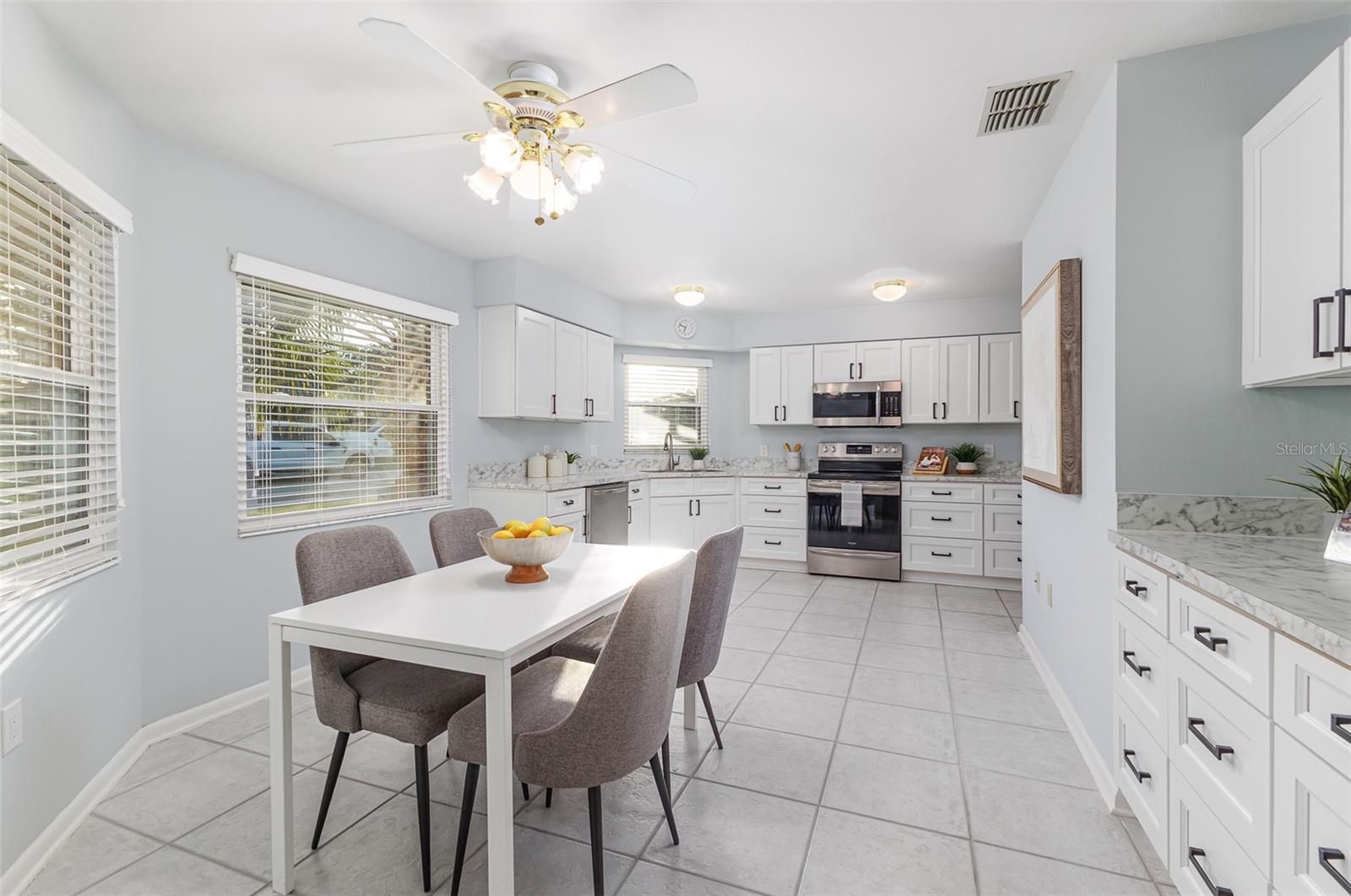 4850 SQUIRE HOLLOW DR