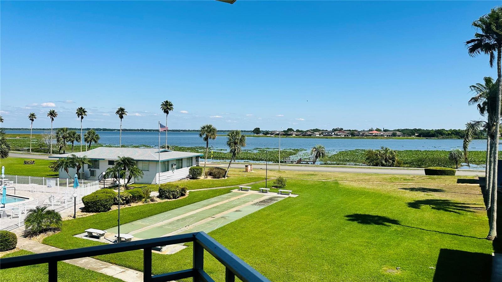 1600 W LAKE PARKER DR #C24