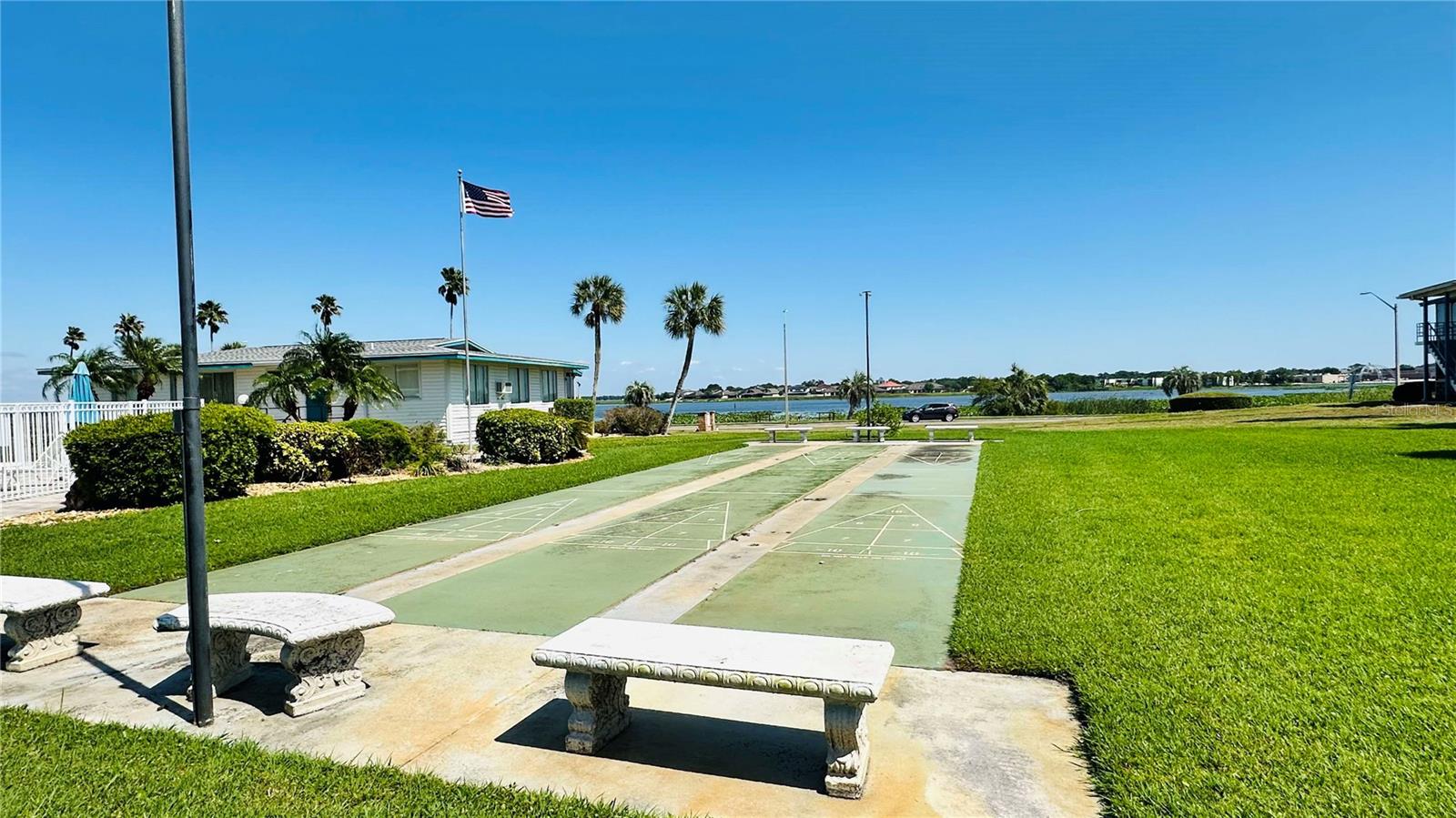 1600 W LAKE PARKER DR #C24