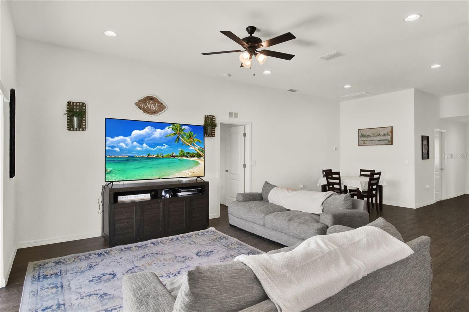 1963 THOMPSON PRESERVE BLVD