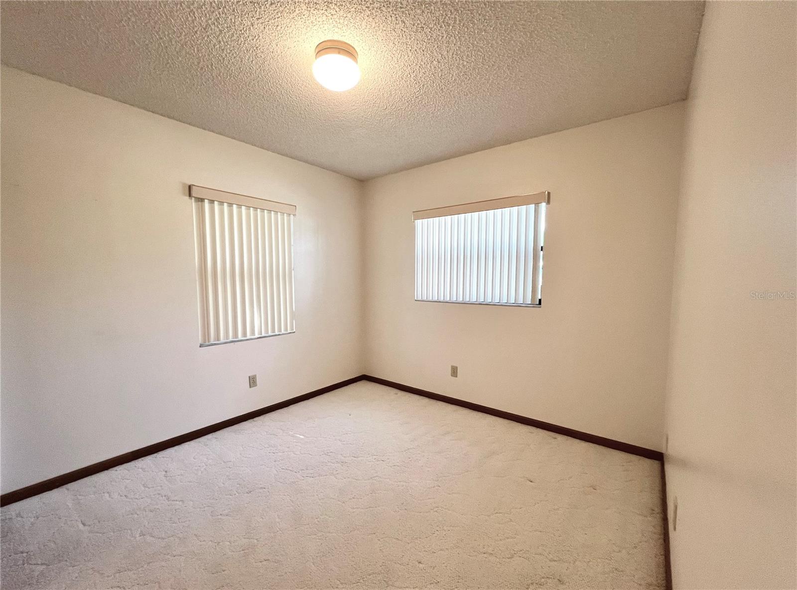 407 PARADISE ISLAND DR