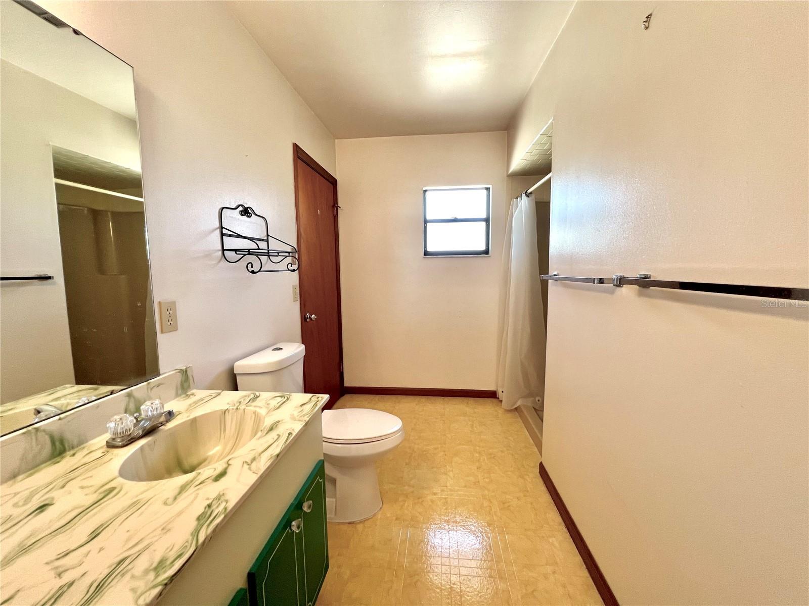 407 PARADISE ISLAND DR