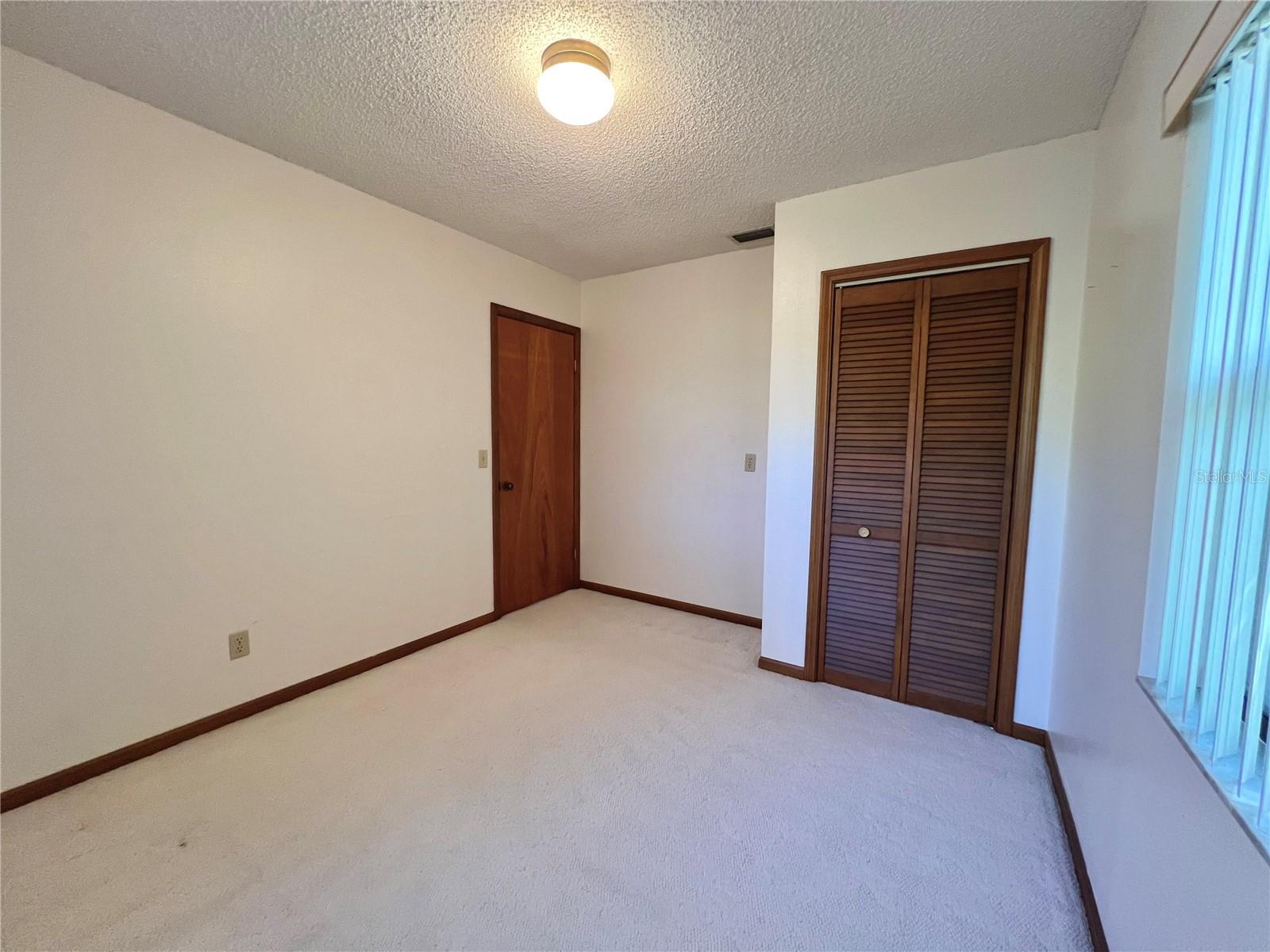 407 PARADISE ISLAND DR