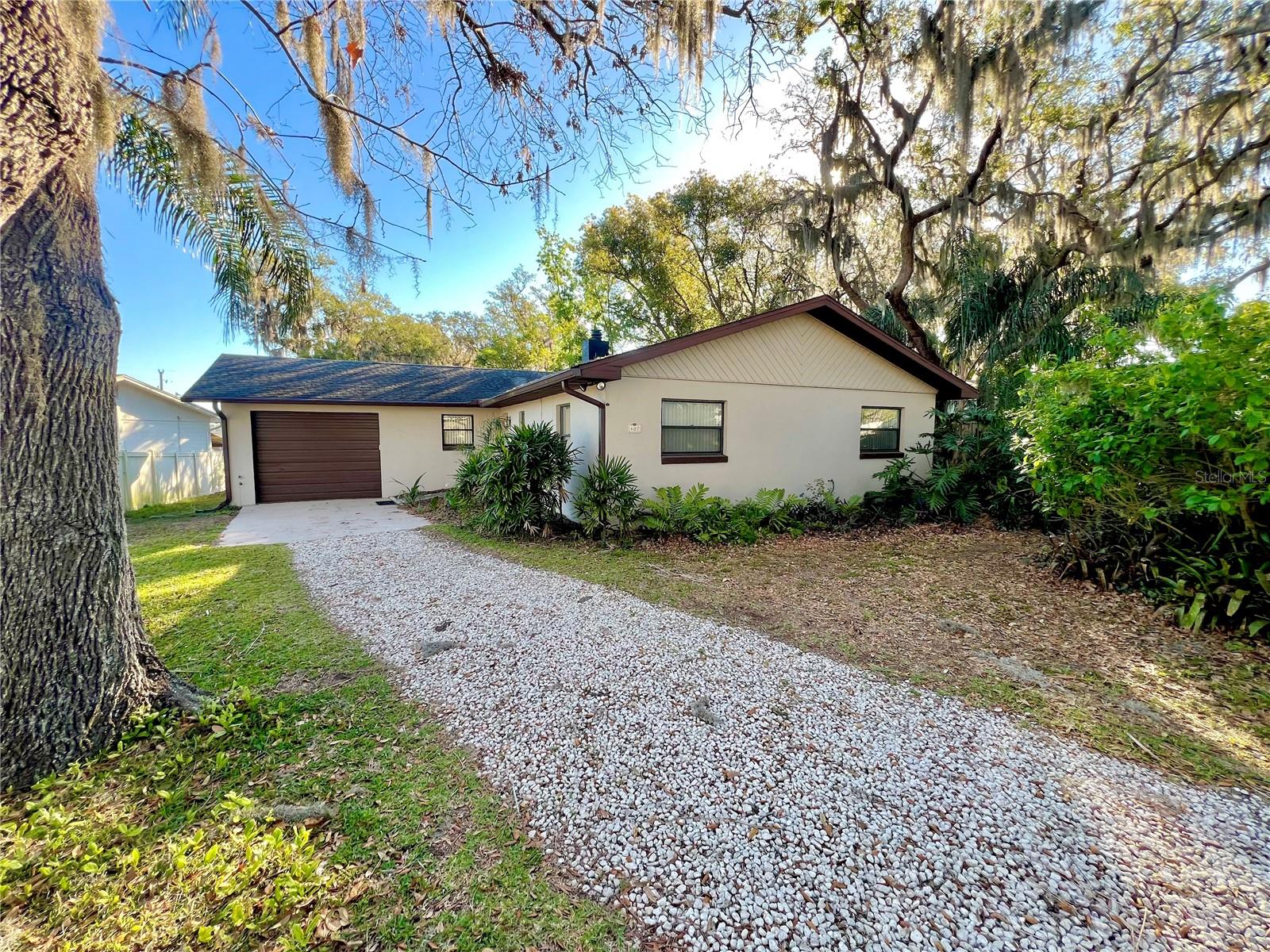 407 PARADISE ISLAND DR