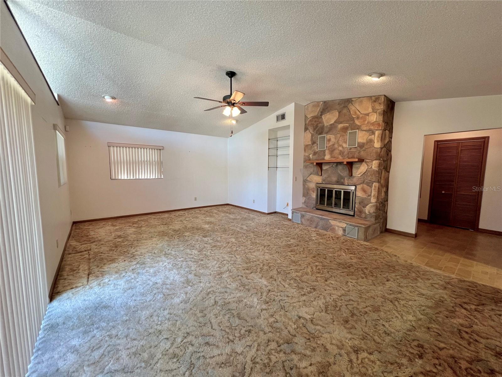 407 PARADISE ISLAND DR