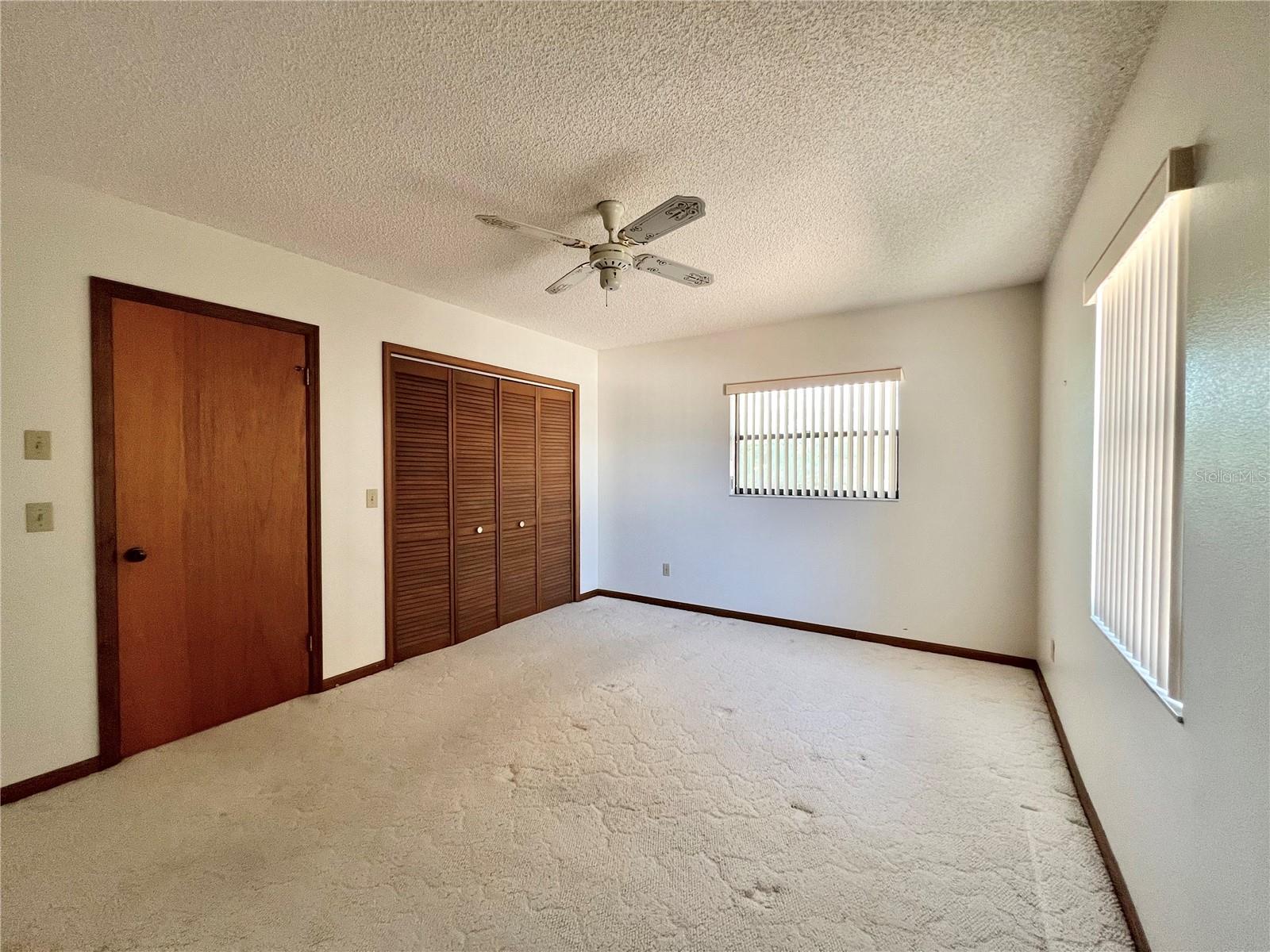 407 PARADISE ISLAND DR