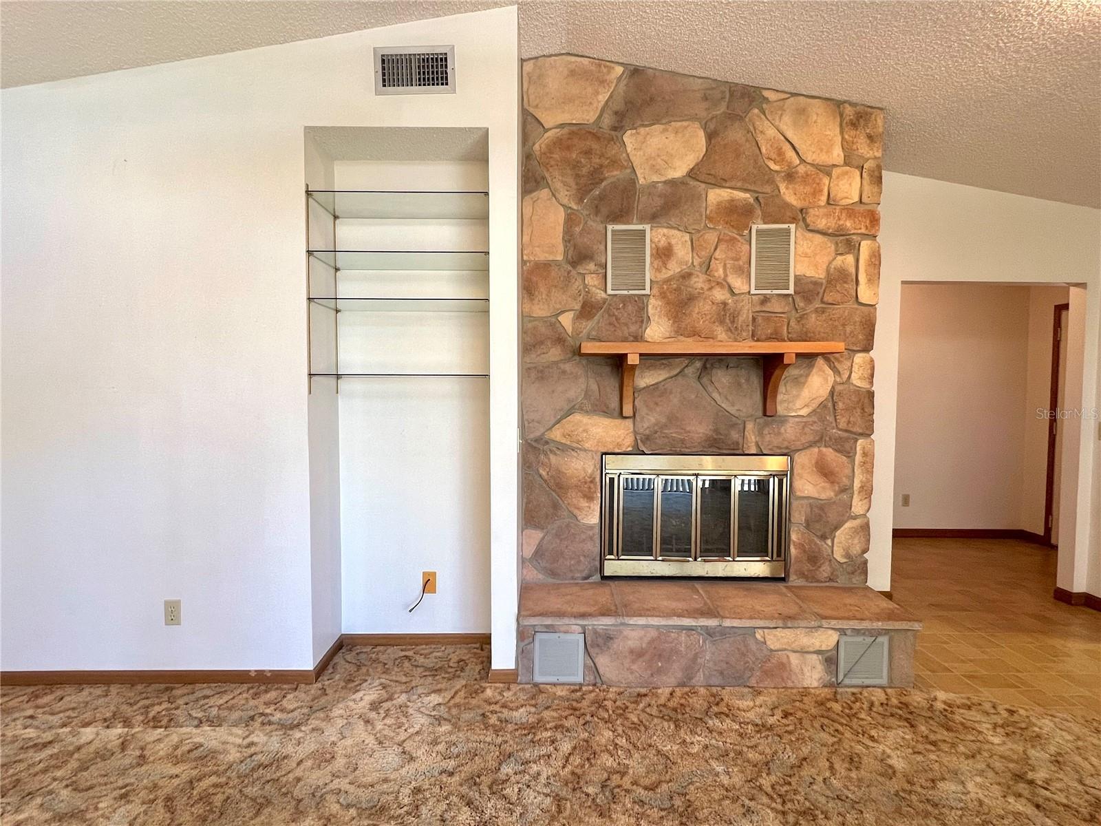 407 PARADISE ISLAND DR