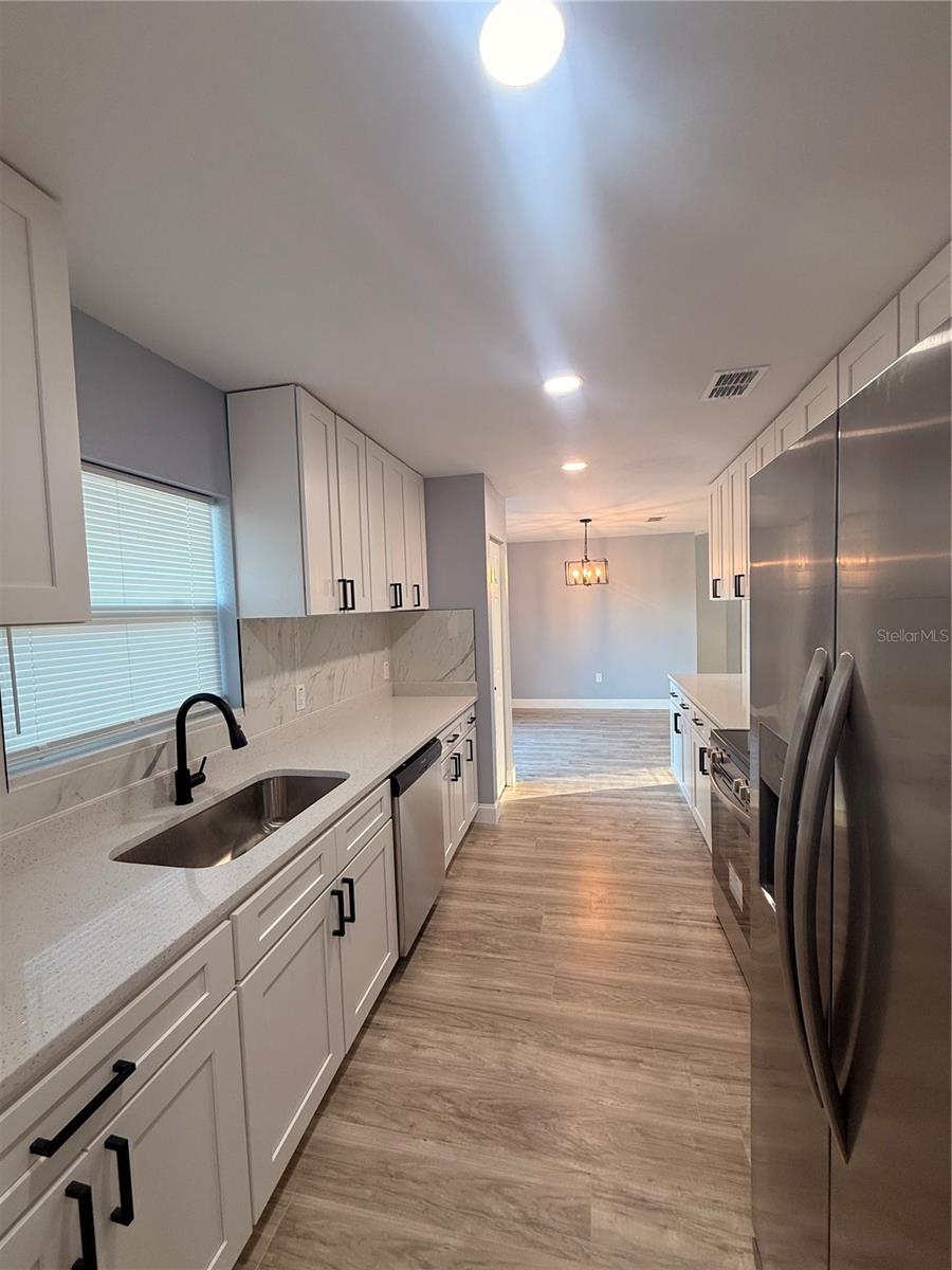 517 CIPRES CIR